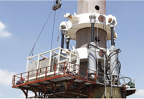 Synchronous Lifting & Maintenance of Large Electric Shovels<br /><br /><br /><br /><br /><br /><br /><br /><br /><br /><br /><br /><br /><br /><br /><br /><br /><br /><br /><br />
