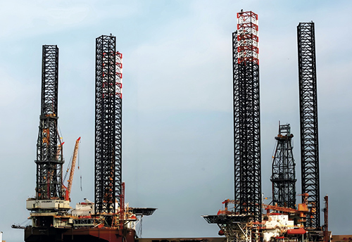 Synchronous Lifting & Attitude Adjustment of Shield Tunneling Platform